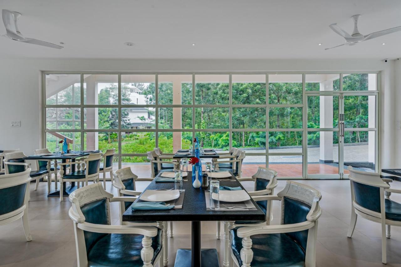 Vismita County Hotel Chikmagalur Bagian luar foto